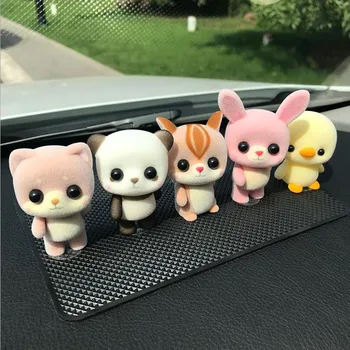 2019New Car Auto Ornaments Creative Cartoon Кукла Flocking Small Animal Car Interior Decoration аксесоари за кола подаръци