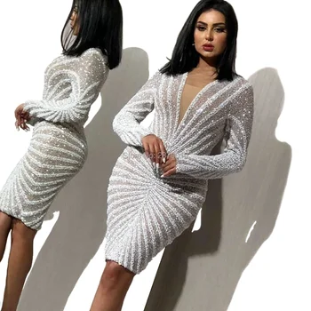 2020 V-образно деколте Homecoming Dress Short-Length обвивка мъниста метални изпарява един коктейл рокля Vestido de феста Коктейлна костюм Дубай