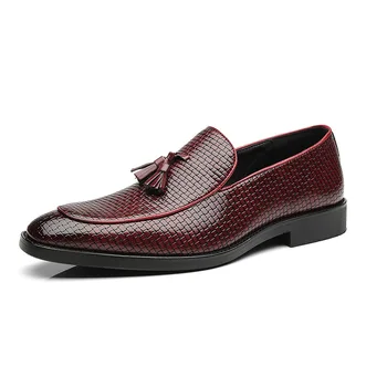 2020 горещи мъжки официални обувки за сватба Англия ретро шапките Leathere лоферы мъжки бизнес модела обувки остри плоски големи размери 37-48