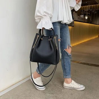 DAUNAVIA верига наплечная чанта известен дизайнер нитове диагонал на пакет дамски лукс рамото диагонал на пакет чанти за жени 2019