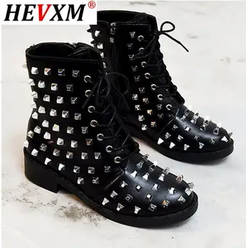 Hevxm Секси нитове есен ботуши дамски ботуши на платформа черна кожа готик пънк стил бойни ботуши за жени на средна токчета и удобни