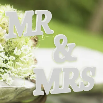 Prochive wedding table deco letters in raw wood MR & MRS