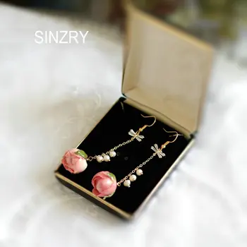 SINZRY hotsale уникален ръчно изработени от естествени перли запазен рози цвете сладка пискюл капка обици жени