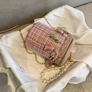 Sweet Lady Pearl Мъкна Bucket bag 2020 Fashion New Quality Wool дамски дизайнерска чанта пискюл на веригата през рамо Messenger Bag