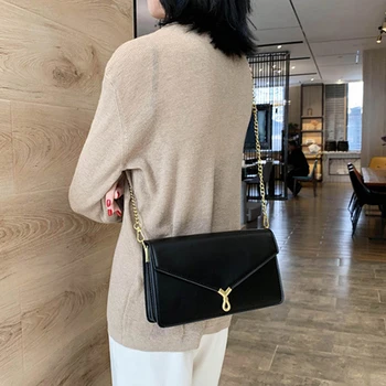 Високо качество 2020 Новата модерна дамска чанта с пагон елегантни дамски чанти тоут с кутия