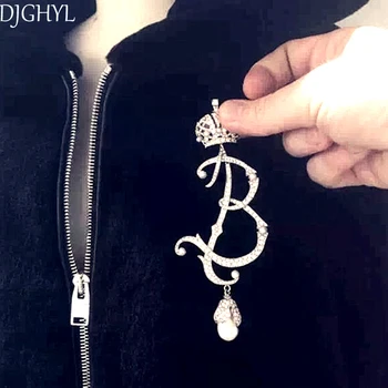 Высокосортный desgin Crystal голяма брошка барок Crystal перлата на короната писмо логото на B brincos брошка за жени винтидж бижута