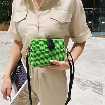 Годишна жена тканая чанта дамска Сламена чанта 2020 Нова вълна от плажната чанта през рамо дамски чанта през рамо от ратан за жени
