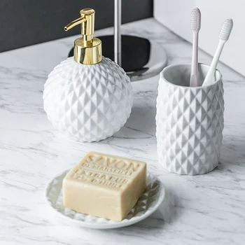 Европейският перлено бял бял керамичен комплект за баня почистване на дома баня притежателя на четка за зъби, сапун течен сапун ястие устата чаша вана вареф