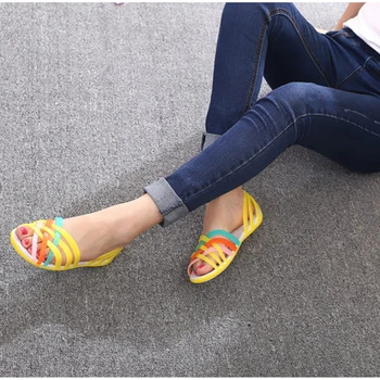 Жените желе обувки Дъга летни сандали Дамски плоски обувки дамски пуловер жена бонбони цвят на открит чорап Дамски плажни обувки 2020