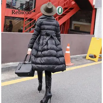 зимна мода дамски палта със средна дължина, памук-ватник дебела чрез шнурове талията голям подгъва на якето палто