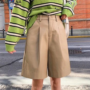 Корейската мода изкуствена кожа шорти Дамски Есен-Зима Бермуда еластичен колан свободни пет точки широки панталони плюс размер на шорти