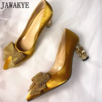 Луксозен Crystal петата приплъзване на дребни помпи злато сатен официално парти обувки с остър нос Боути обувки за жени