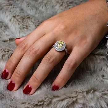 Луксозни S925 сребро Овалния Кристал Циркон пръстени за жени, високо качество на годежни пръстени пламнал австрийски кристал, бижута