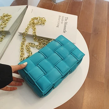 Луксозни чанти, дамски чанти дизайнерски чанти високо качество тъкане на рамото Crossbody чанта за жени 2020 мода плътен дизайн за верига