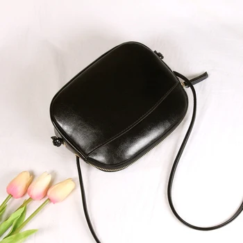 Малка чанта през рамо дамски 2020 нов корейски стил дивата кожата прости мини летни дамски чанти през рамо