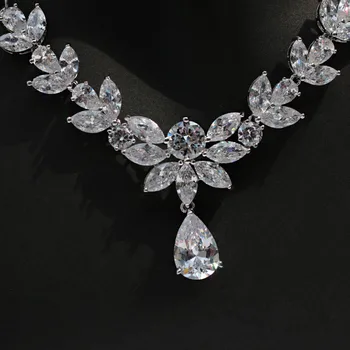 Нов прием на мода просто капка вода Циркон геометричен Кристал обеци, колие набор от дамски модни бижута сватба подарък