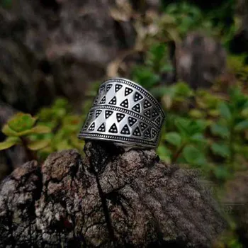 От неръждаема стомана, един норвежки Викинг Амулет Руна МОДА, СТИЛ мъже и жени мода думи ретро пръстени, бижута подарък OSR516