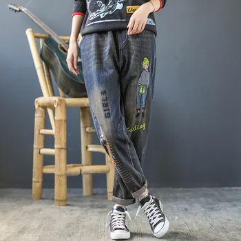 Ретро стил сгъстено Дамски дънки еластичен колан писмо карикатура избродирани панталони удобни широки панталони за жени