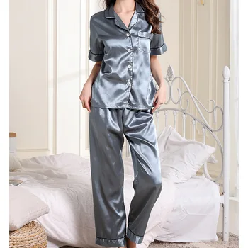 С къс ръкав пижами набор от жените лятото с къс ръкав на райета дизайн пижами свободен стил на дрехи за дома дамски пижами