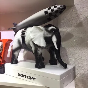 Луксозни слонове във войната Banksy полистоун слон задната част на ракетата кадилница статуя фигурка действия модел 35см