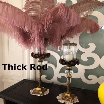 Новият Пристигането 2019 Година! Продажба на едро 50шт кожа розови страусиные пера 50-55 см 20-22 инча сам плат рокля Сватбена украса плюмажи