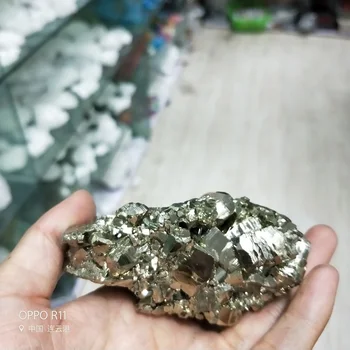 Природният кристал е камък на ада Руда медна сфера на Ишихара каменни частици проба от естествени камъни и минерали, Кристали лед