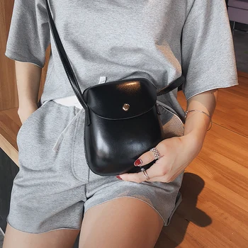 Vintage Fashion Mini Shell женствена чанта от 2021 Нов Дамски дизайнерски чанта с високо качество изкуствена кожа дамска чанта на рамото Messenger чанта