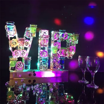 Акумулаторна светлина светва VIP-образна led коктейл тава чаша с държач на чаши за Бар диско украса за партита доставка