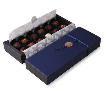 Скоростна червено, синьо шоколад дупки, кухини на правоъгълник 12 опаковка в кутия за подарък бонбони, шоколад Деня на Св. Валентин