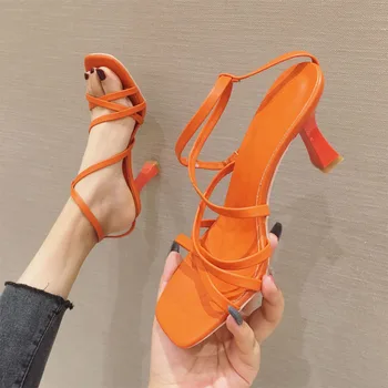 A - line сандали женски страхотна стил 2020 лятото на нов секси тънък ток всичко мач чистият червен открит стелката на обувки на висок ток