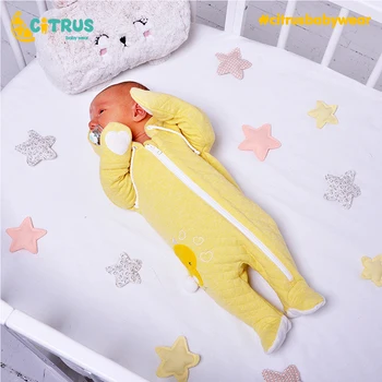 Цитрусови плодове Пролет памук Детски тела жълто пиле Кэттон дрехи за момчета момиче облекло цип, с качулка на новородено Детски тела