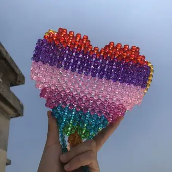 Ins The Same Rainbow Bag 2019 New Product Hand-beaded Heart-shaped Collision Color Колаж Weaving Наклонена Sling Travel Bag