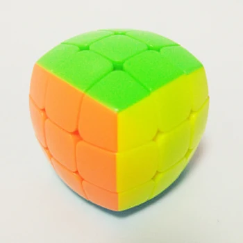 QiYi ключодържател Магията на Куб 3x3x3 мини пъзел куб 3 см джобен висулка куб раница GiftsToys за деца Stickerless Magico Cubo