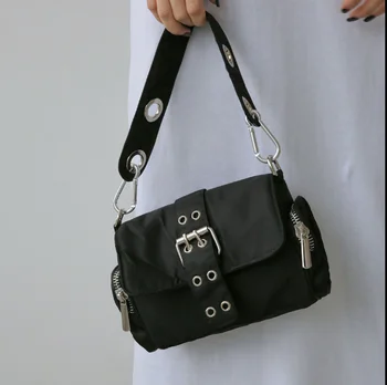 Дамски модни малка чанта делото найлон за момиче чанта-месинджър кръст на тялото на жената реколта сладък чанта черно 78uy677s