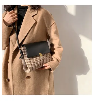 Нова малка чанта женски 2021 есен / зима нова тенденция на модата универсален instagram crossbody чанта уеб знаменитост ретро малък квадратен чанта