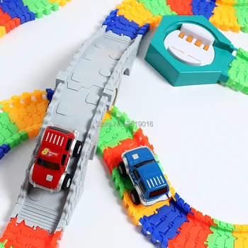 Увеселителен парк САМ Deluxe Create a Road Bend Flexible track Toy 17 Ft Над 300PCS with 2 cars and tunnel mountain,напълно приспособима